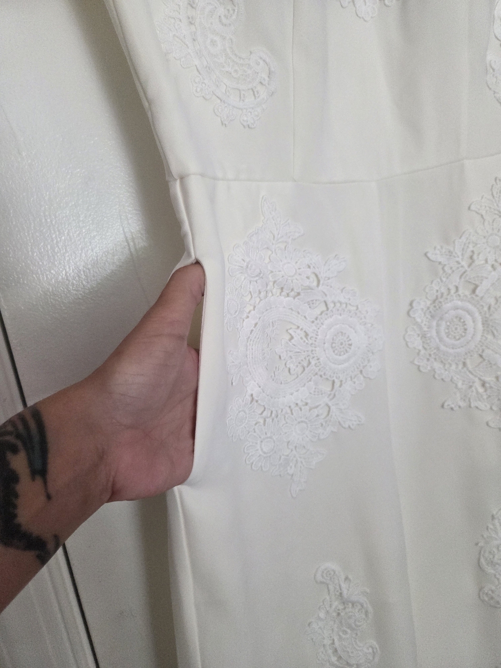 Ivory Cream Guipure Lace Illusion Neck Wide Leg Bridal Jumpsuit w/ Pockets Small - Picture 6 of 6